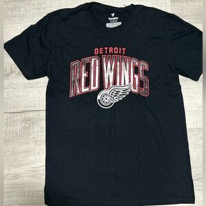 Black Detroit Red Wings Arch Smoke T-Shirt by Fanatics. Sz Medium